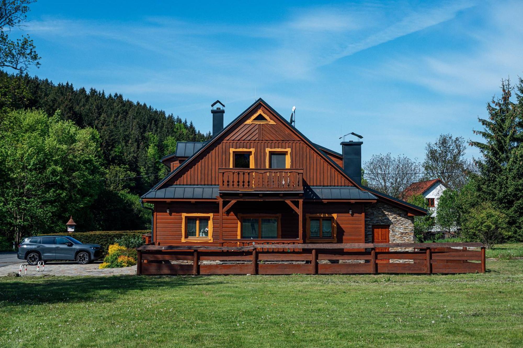 Apartamento Pod Milonovou Velké Karlovice Exterior foto